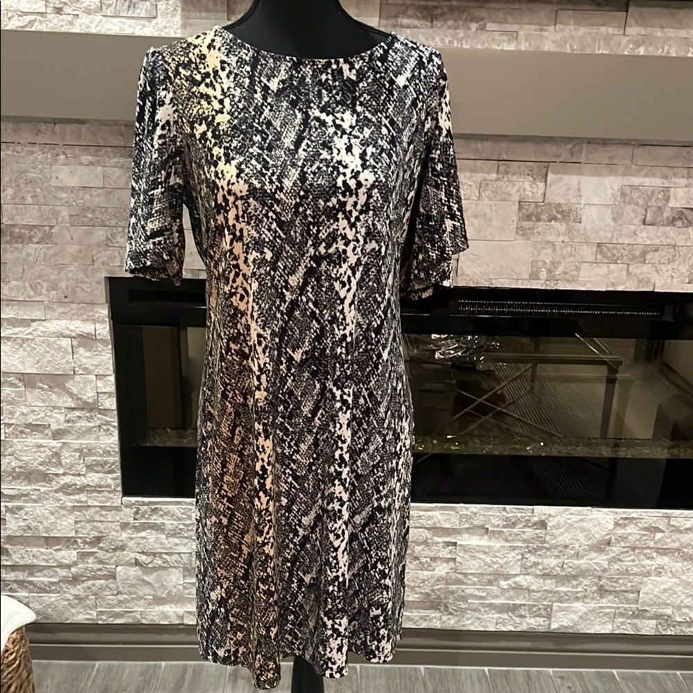 Alexandra + Oak Slipon Animal Print sheath Dress size Medium